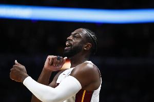 NBA尼克斯vs独行侠_高清免费直播_无插件在线观看入口