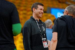 在线观看NBA独行侠vs雷霆直播_无插件免费观看
