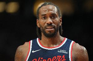 今晚NBA勇士VS76人直播_免费高清无插件观看