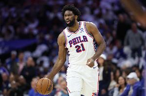 今晚NBA独行侠VS勇士直播_免费高清无插件观看