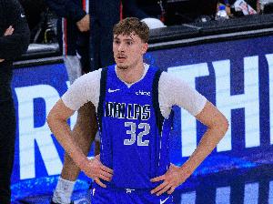 NBA掘金VS雷霆在线直播_免费高清直播