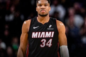 NBA独行侠vs掘金在线直播_免费高清直播