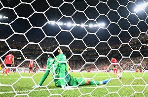 0-1南非！韩国解说：个人认为，这可能是韩国队史上最糟糕的比赛-q9