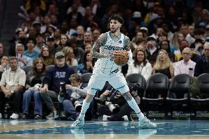 NBA太阳vs湖人直播_高清无插件观看入口