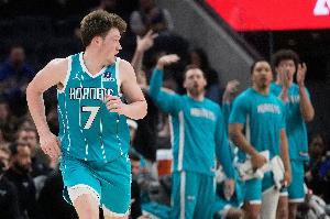 WNBA芝加哥天空vs康涅狄格太阳_在线免费直播_全场录像_赛事动态