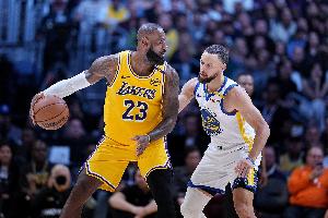 NBA快船vs76人直播_无插件在线免费观看
