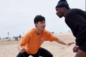 今晚东契奇比赛直播_免费高清无插件观看