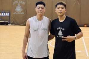 NBA雷霆vs76人_在线免费直播_全场录像_赛事动态