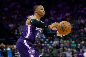 NBA太阳VS76人直播_高清无插件观看入口