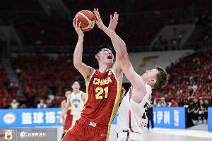 尼克斯VS太阳_高清直播_无插件在线观看