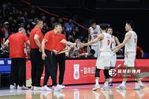 最新NBA国王VS太阳直播_无插件免费在线观看