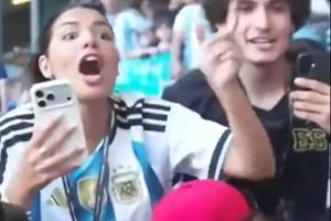 FIFA官方：针vs观众与网红Speed冲突，强烈谴责一切形式种族主义直播_无插件在线免费观看