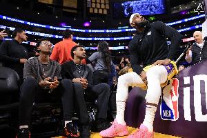 NBA开拓者VS掘金_在线免费观看_免费视频录像回放