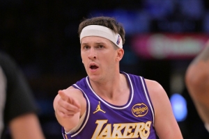 NBA独行侠vs灰熊_免费视频直播_高清无插件观看