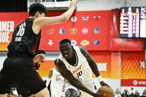 NBA老鹰vs篮网_免费视频直播_高清无插件观看