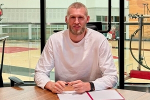 在线观看NBA勇士VS雷霆直播_无插件免费观看